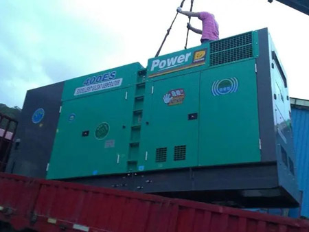 九真镇柴油发电机组转速不稳定时，如何对发动机进行维护？