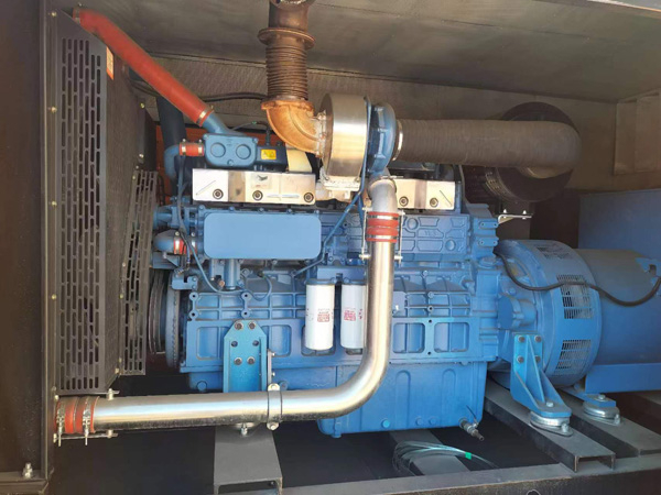 九真镇柴油发电机组一般有几种电压输出？