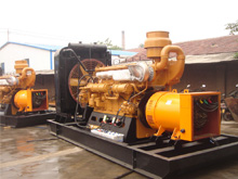 九真镇发电机组的频率规格是如何确定的？