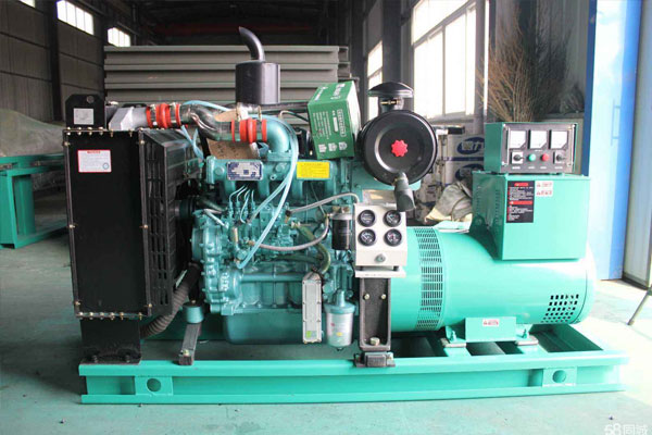 九真镇如何判断机油是否需要更换？