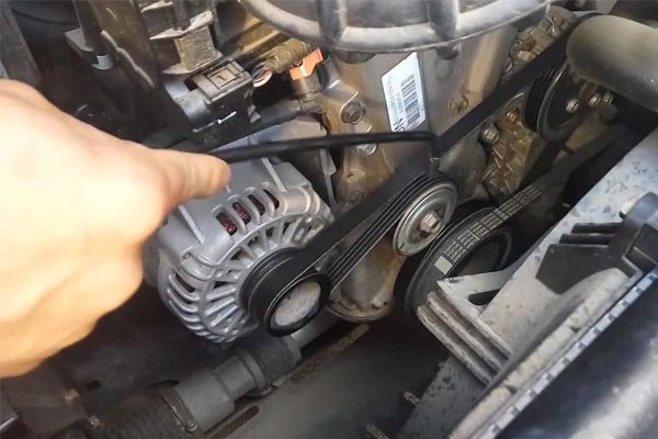 九真镇转速传感器的工作原理是什么？